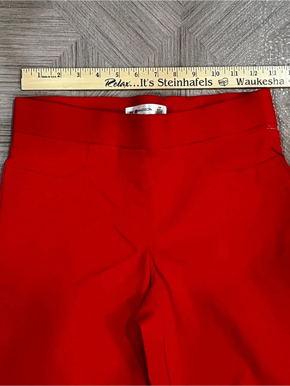 Women's Red Cropped Pants - Sleek Everyday Style